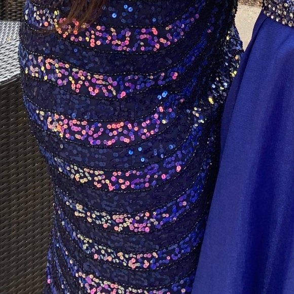 Prom Dress - Picture 3 of 4